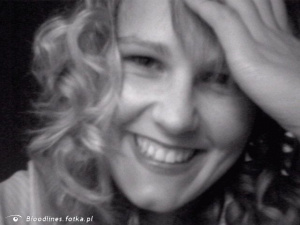 hand, smile, monochrome