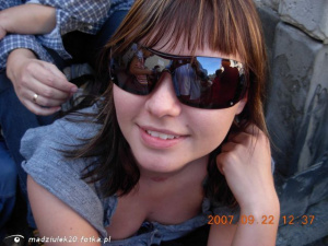 hair, hand, fun, smile, cool, glasses, sunglasses, goggles, person, bangs