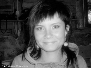hair, fun, smile, monochrome, bangs