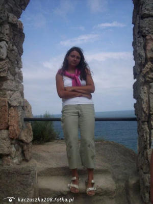 jeans, vacation, standing, rock
