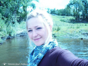 smile, leisure, scarf