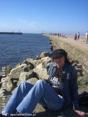 jeans, denim, sitting, vacation, beach, rock