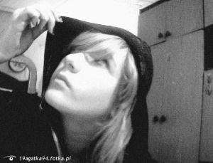 hand, cool, monochrome