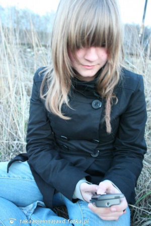 hair, hand, sitting, bangs