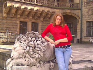 jeans, statue