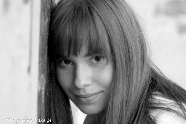 hair, smile, monochrome, bangs