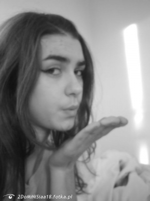 hand, selfie, monochrome