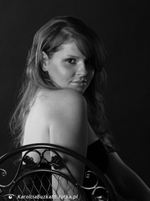 monochrome, model