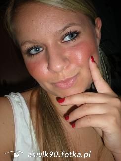 nail, mouth, eyelash, hair, skin, hand, smile