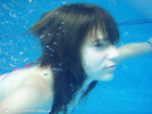 hair, underwater