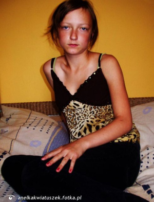 hand, sitting, dress