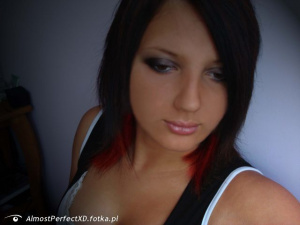 smile, bangs