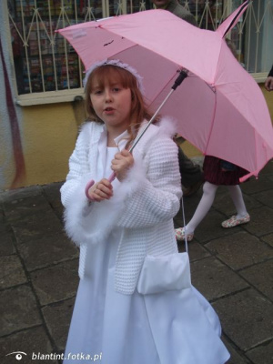 outerwear, umbrella