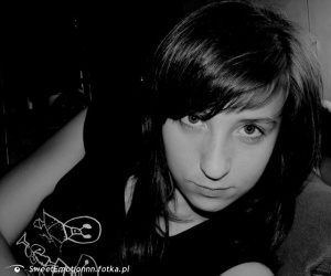 hair, smile, cool, monochrome, bangs