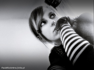 monochrome, model