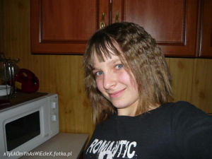 hair, room