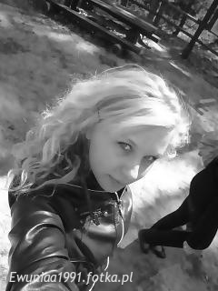monochrome