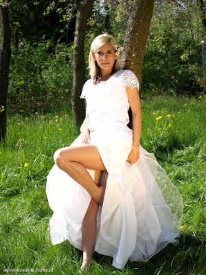 gown