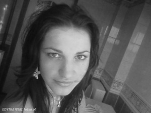 selfie, smile, monochrome