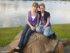 fun, jeans, denim, smile, sitting, leisure, vacation, event