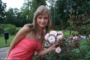 smile, dress, petal, plant, flower