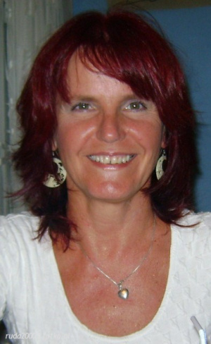 hair, smile, necklace