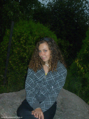 hand, outerwear, fun, smile, sitting, leisure