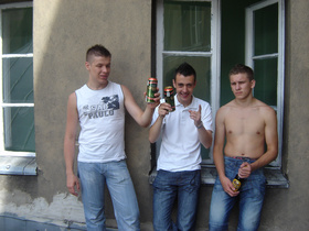 Nie ma to jak piwko na dachu ;))