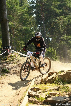 vehicle, sports, bicycle, helmet, cycling, soil, jungle, racing