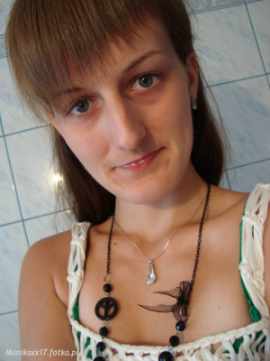hair, skin, necklace, bangs