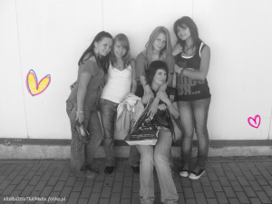 fun, jeans, smile, leisure, standing, monochrome
