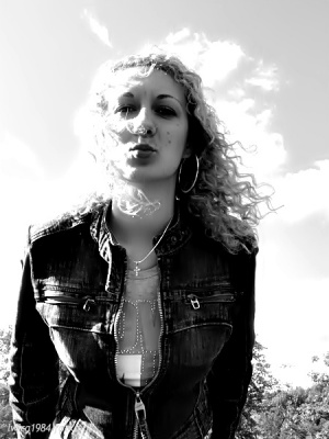 monochrome, model