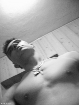 monochrome
