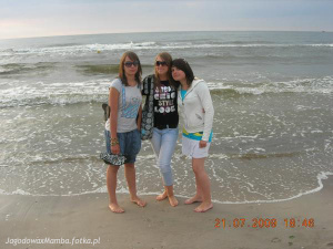 fun, jeans, leisure, vacation, event, shorts, beach, interaction