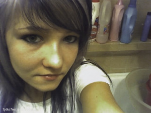hair, selfie, bangs