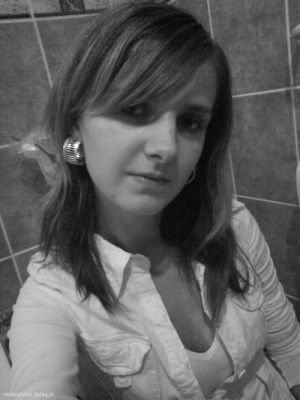 hair, monochrome, bangs