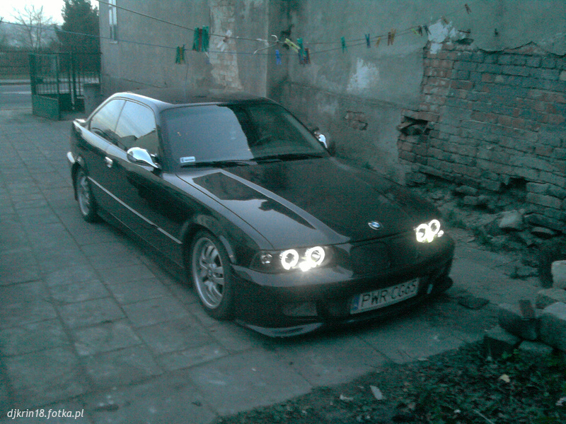 E36 Coupe 316i nic rewelacyjnego ale własny :P