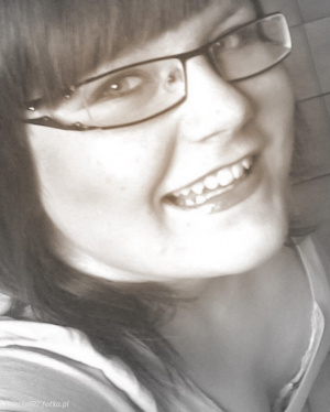 mouth, eyelash, skin, selfie, smile, cool, glasses, ear, monochrome