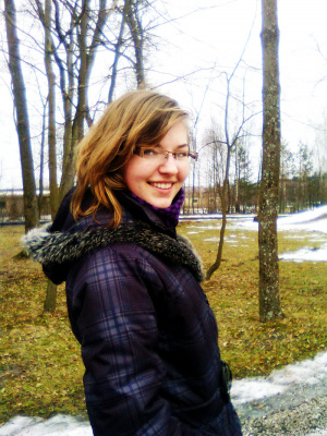 hair, jacket, outerwear, jeans, smile, scarf