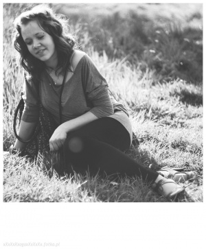 smile, sitting
