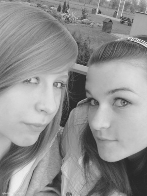 hair, selfie, fun, smile, monochrome