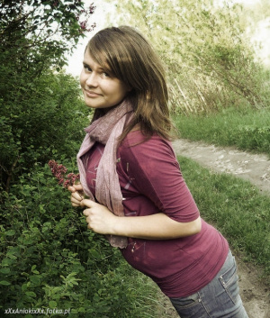 jeans, smile, sitting