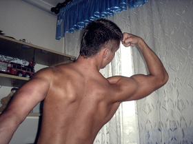 Nic specjalnego,tyle ze mam 16 lat ;]