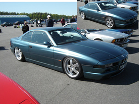 BMW850