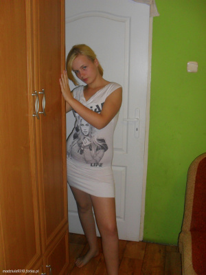 standing, room, shorts