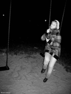 monochrome, swing