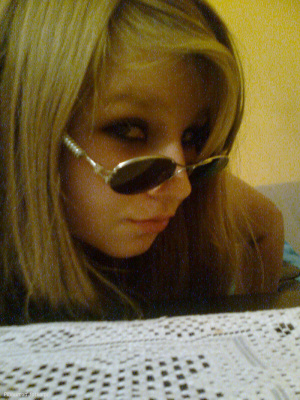 hair, glasses