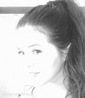 eyelash, hair, ear