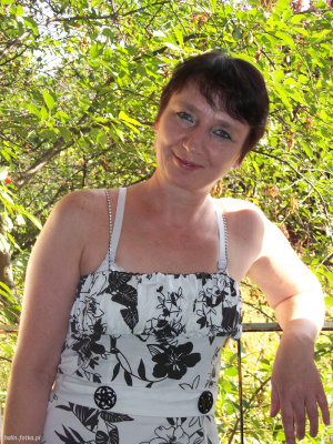 hand, dress
