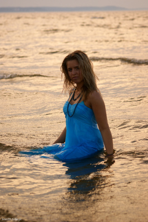 hair, fun, smile, sitting, vacation, model, dress, beach